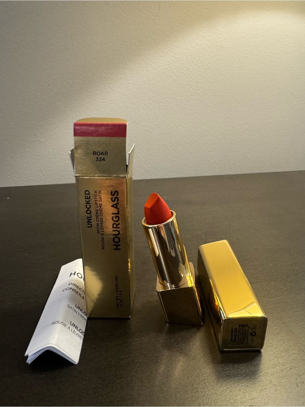 Hourglass Unlocked Satin Crème Lipstick Roar 324 .14 oz 4 g Full Size NIB